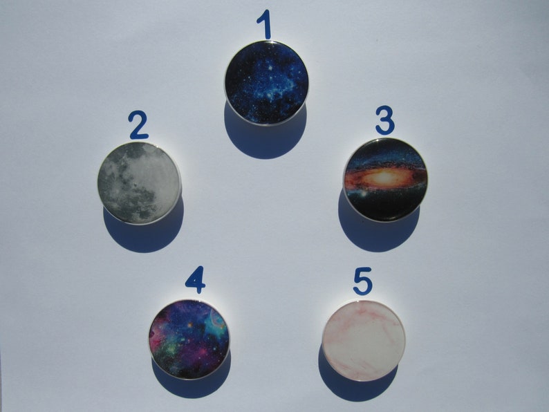 Customized Phone holder expandable phone stand socket cell bracket epoxy galaxy 5 styles peel and stick