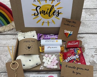 Smile Hug in a Box Gift | Treat Box | Care Package | Letterbox Gift | Pick-Me-Up | Thinking of You | Gifts for Friends
