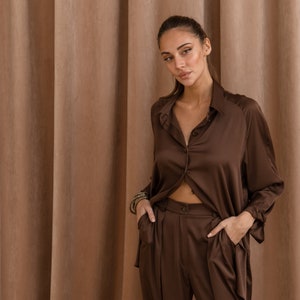 Seidenanzug Seidenbluse Seidenhose Hose Schokolade Seidenkostüm lässige Frauenkleidung Seidenhemd Tageskleidung Bild 2