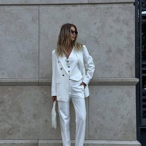 Woman Bridal Pantsuit, White Wedding Suit, White Suit for Woman, Three Piece Suit Blazer Pants Vest, White Set, Custom Pantsuit for Bride