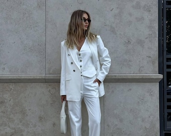 Frauen Braut Hosenanzug, Weißer Hochzeitsanzug, Weißer Anzug für Frau, Dreiteiler Blazer Hosen Weste, Weißes Set, Maßgeschneiderter Hosenanzug für die Braut