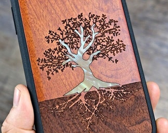 Handyhülle aus Holz mit Baum- und Wurzeldesign für iPhone 15/14/13/12/11, Samsung S21/S22/S23/S24, Google Pixel 6/7/8 – Graviert