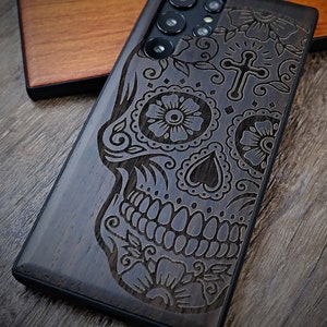 Candy Skull Design, Holz iPhone 16 Pro Max 15 Pro 14 13 12 11 Hülle, Smasung S24 S23 S22 S21 Ultra, Pixel 9 Pro 8a 7 Pro Hülle, Geschenk-Gravur