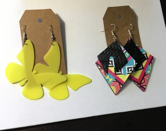 2 pair of earrings butterfly yellow and multi triangle earrings