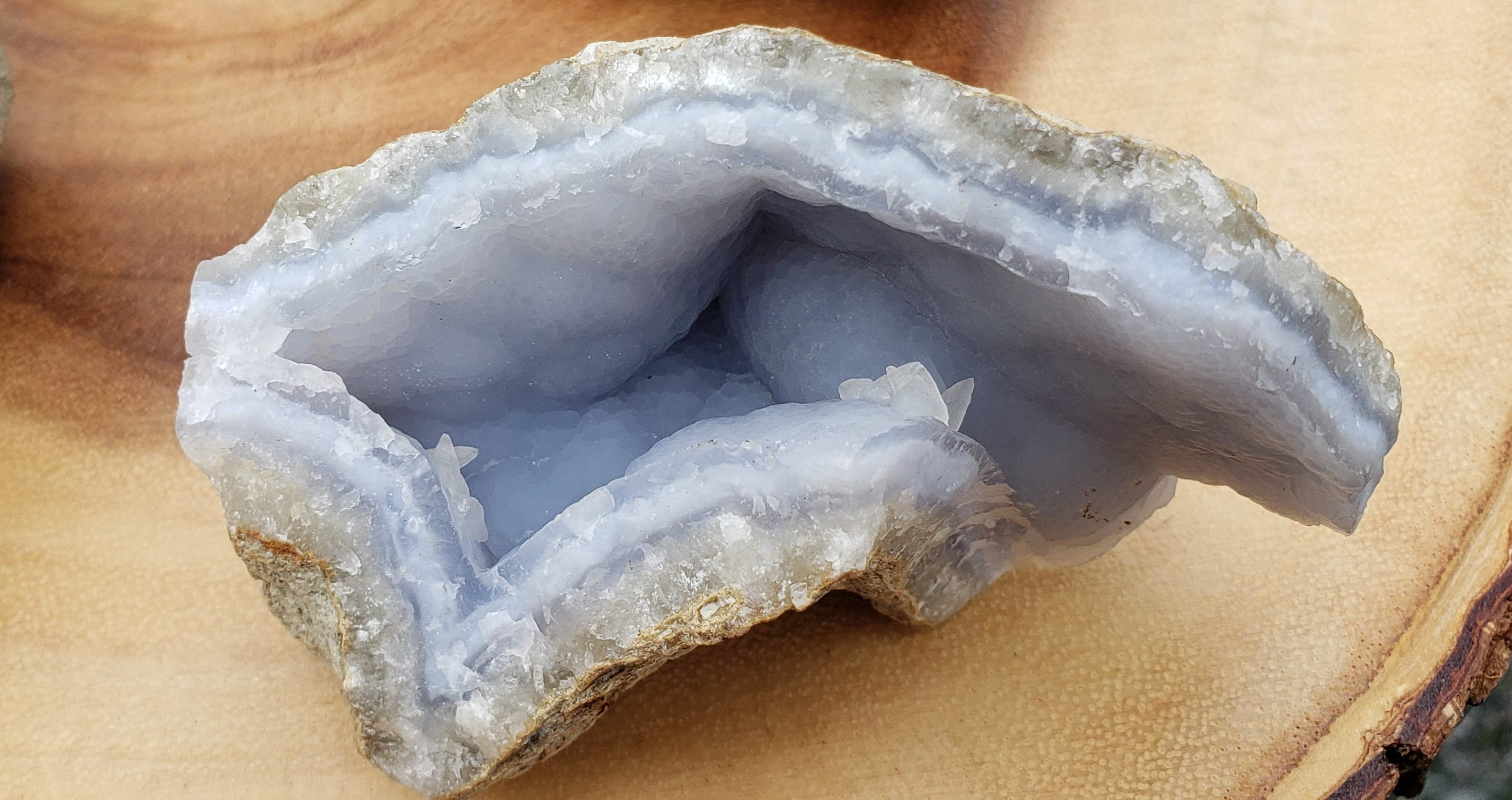 Blue Chalcedony Blue Chalcedony Geode Crystal Geode | Etsy