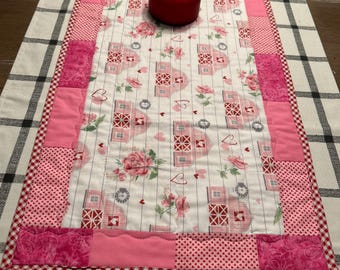 Valentines Table Runner