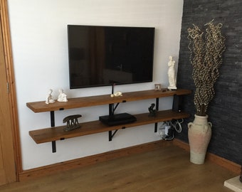 Handmade Solid Oak Shelf with Black Iron Brackets | Rustic Industrial Decor | m21 5x22cm