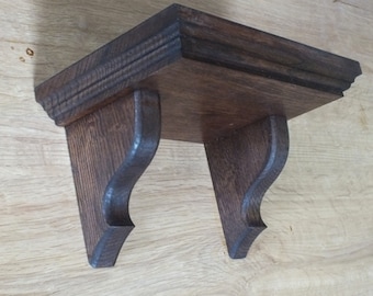 p75 Classic solid oak wall hanging shelf