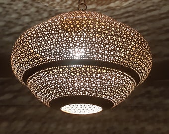 Lampe marocaine, lampe suspendue, lampe faite à la main, lampe suspendue en laiton, abat-jour.