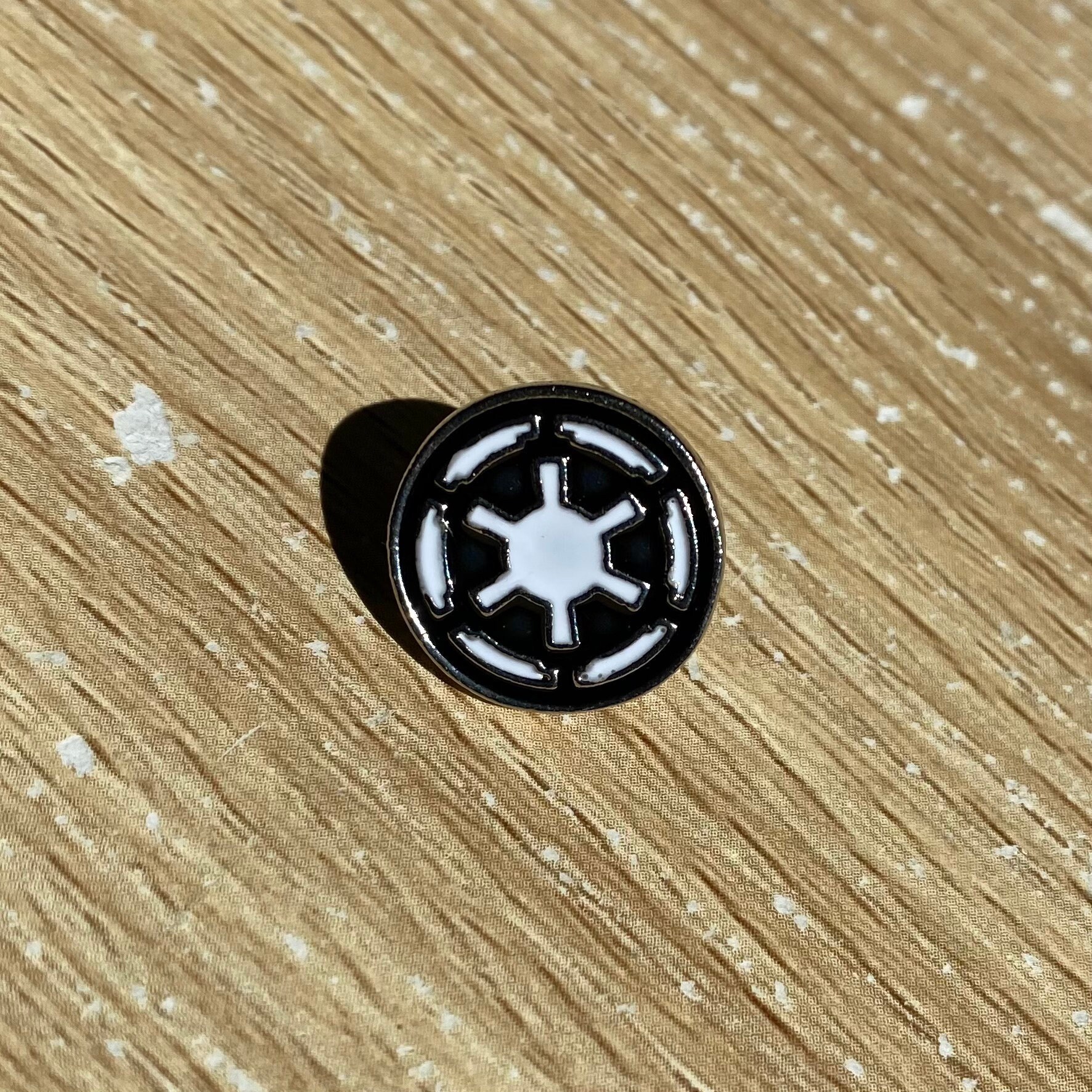 Mailed from USA SWPI-IMPF Star Wars Imperial Cog Logo 1" Enamel Pin 