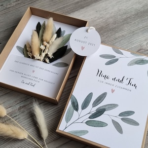 Geschenkschachtel zur Hochzeit Blumenstrauß aus Trockenblumen personalisiertes Hochzeitsgeschenk Geschenkbox für Geld oder Gutschein Bild 2