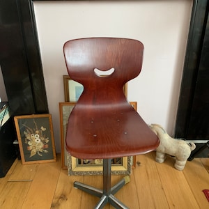 Pagholz Scandinavian chair, children&#39;s chair, futuristic vintage decorative chair