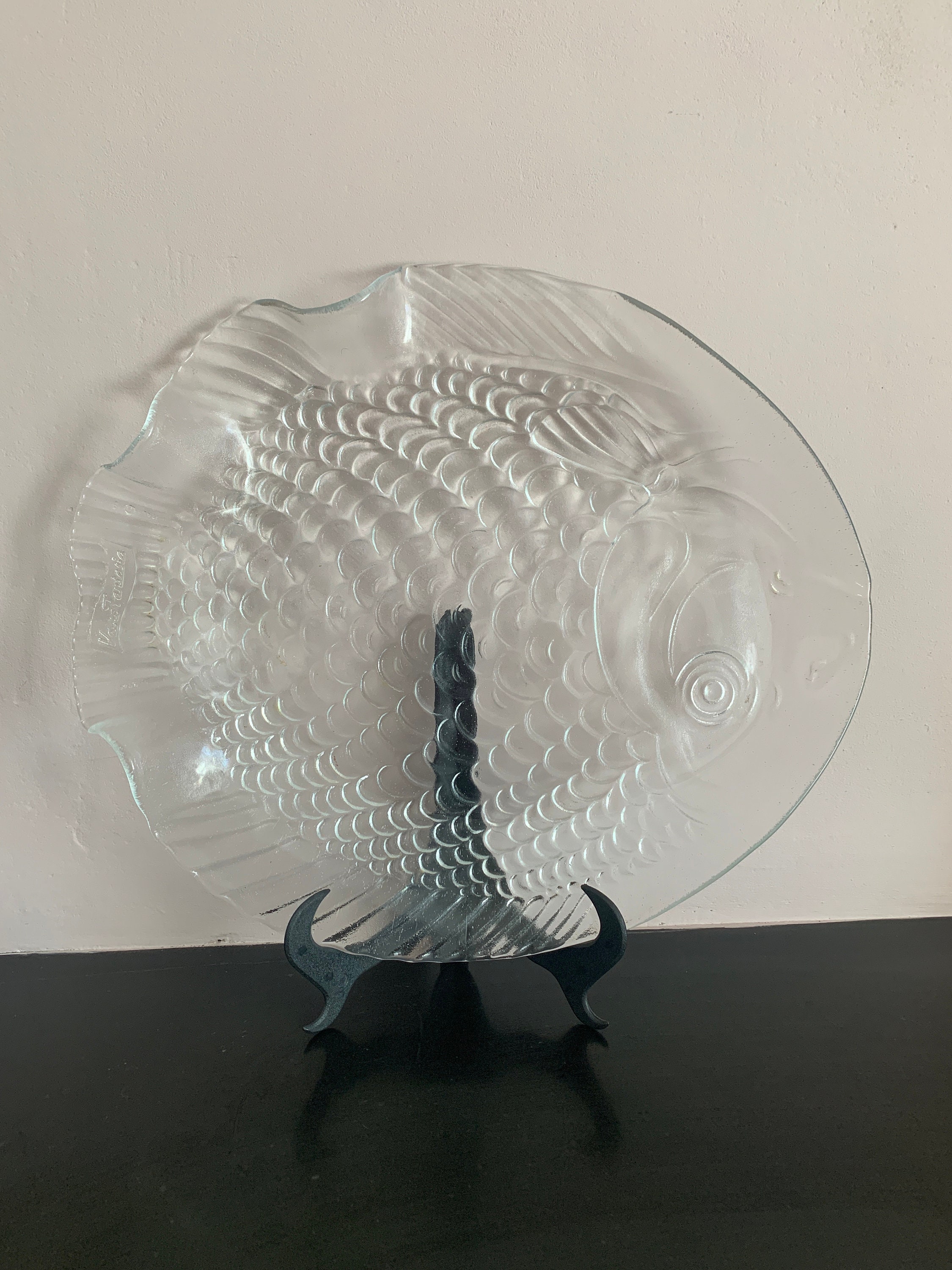 Magnifique Plat en forme de poisson transparent – Simone mon Amour