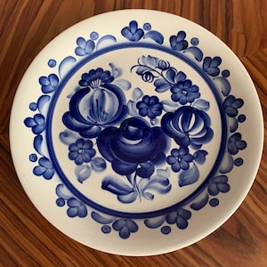 Decorative plate, hand painted. Folk art, traditional Polish. FAJANS from Włocławek.