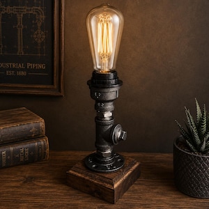 Industrial Pipe Table Lamp – Rustic Steampunk Desk Light – Handmade Vintage Style Edison Lamp – E27 Bedside Lighting