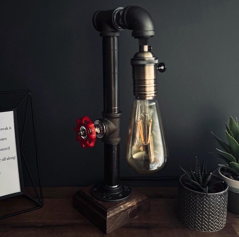 Lámpara de tubo industrial Steampunk vintage: lámpara de mesa con bombilla Edison retro, lámpara de escritorio rústica para decoración del hogar y la oficina.