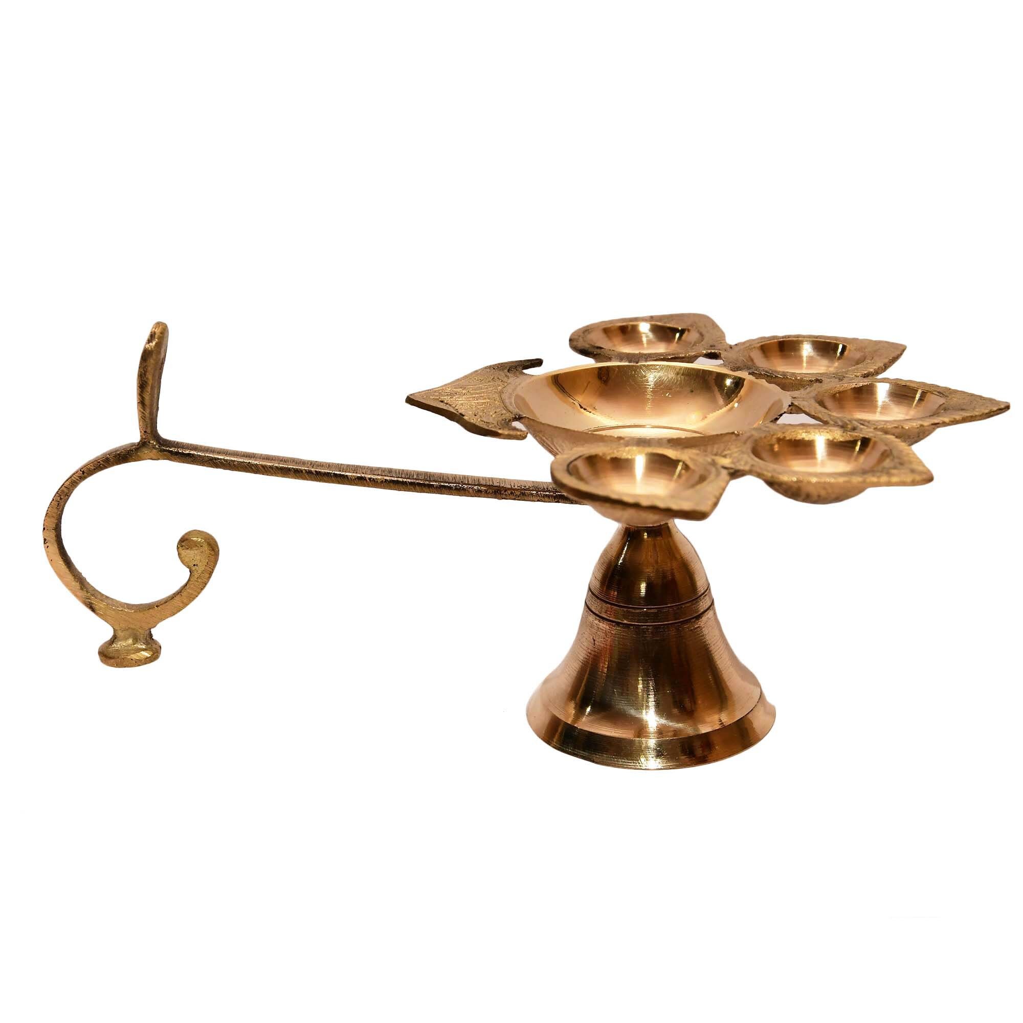 KDT Gold Brass Aarti Diya With Wooden Handle - Set Of 3 (xxcms ): Buy
