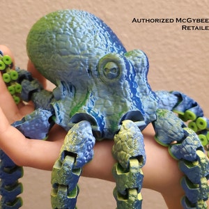 Lifelike Articulated Octopus - 3D Printed with Customizable Colors