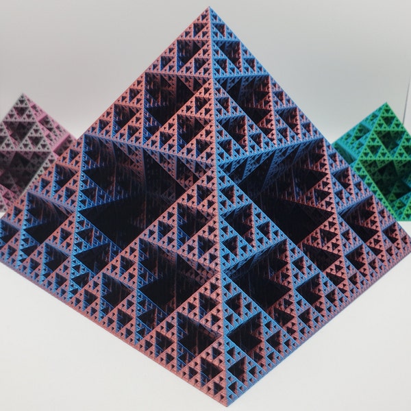 3D Printed Fractal Pyramid & Octahedron - Thousands of Trippy Triangles!