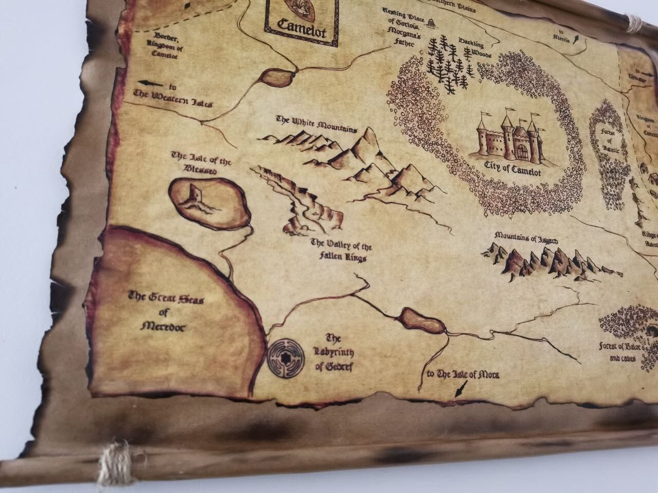 Arthur E Merlino I Cavalieri Di Camelot Mappa di Camelot, Regno di Camelot, Pergamene fatte a mano, Mappa del