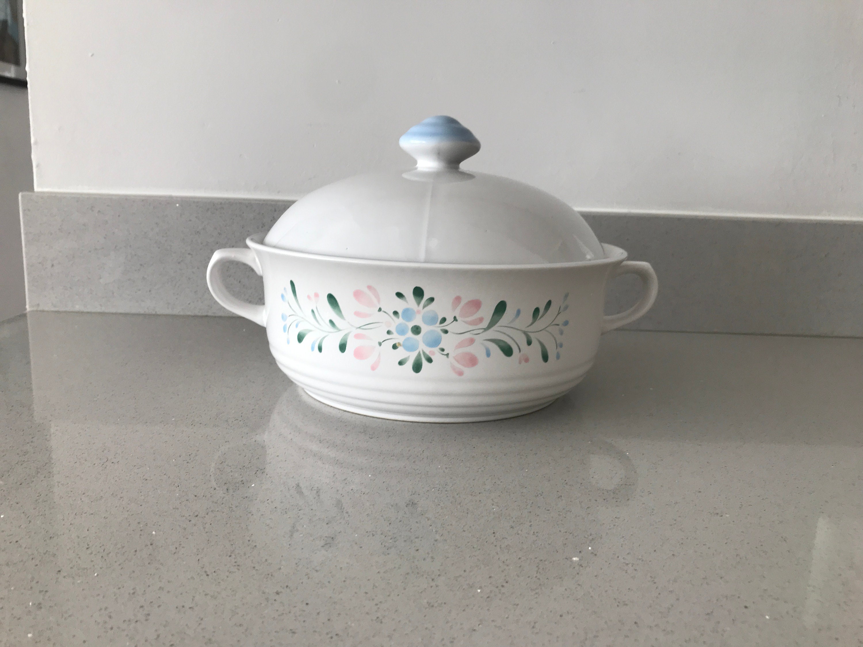 Japanese Fascino Stoneware 2 Quart Bakeware Dish, Ceramic Ovenware