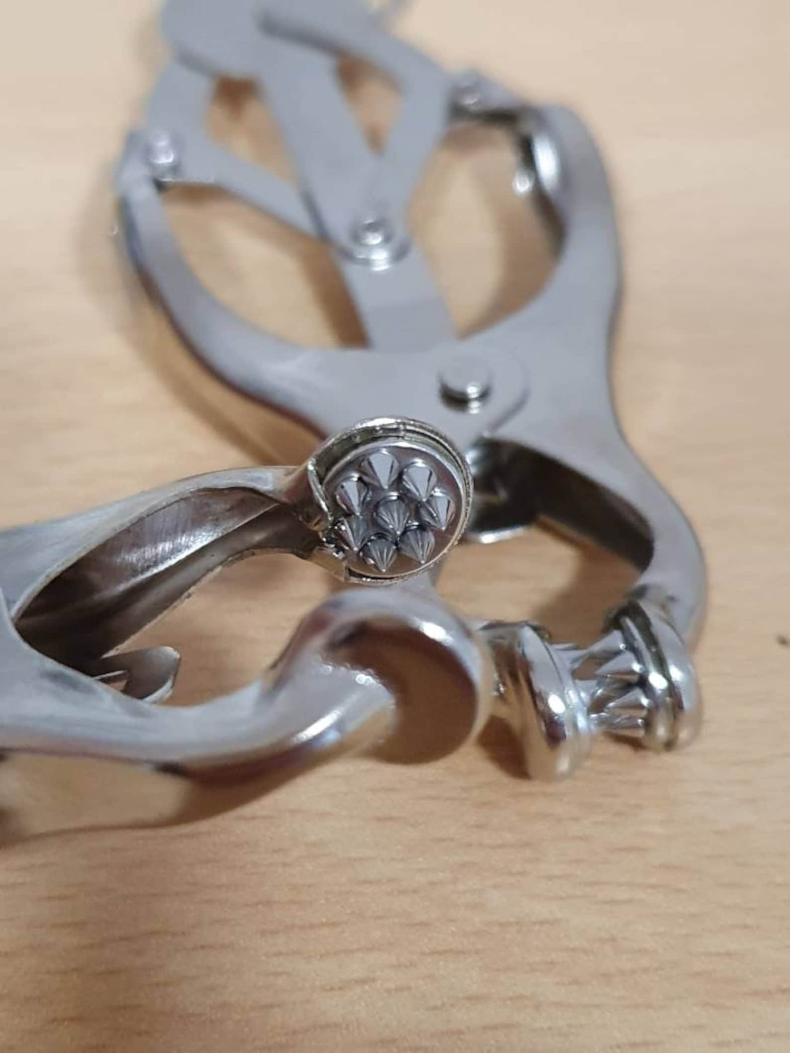 unique spiked clover nipple clamps *Bdsm pain fetish torture mistress master bondage pain sado* sex toy