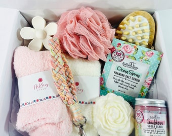 Teenage Girl Gift Teen Girl Gift Box Birthday Gift Teen Girl College Girl Gift Box For Daughter Birthday Gift Box 15yr Old Gift 16yr Old