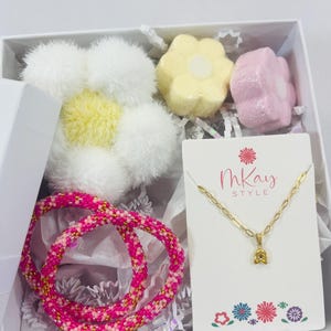 Tween Girl Birthday Gift Teen Girl Birthday Gift Box Teenage Girl Gift Idea Birthday Gift Box Girl Preteen Gift For Tween Girl Gift For Girl
