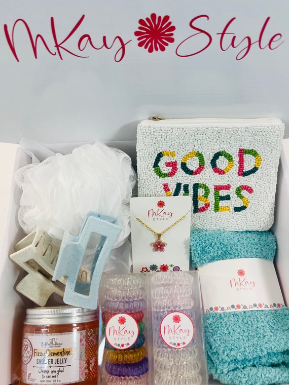 Tween Girl Gift, Tween Gift Box, Gift for Tween Girl, Cute Gift for Tween,  Teen Girl Gifts, Care Package for Her, Self Care Gift Box 