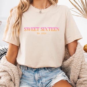 Maglietta personalizzata per il 16° compleanno Maglietta per i dolci 16 Regalo per il 16° compleanno Maglietta per la festa dei dolci sedici anni Maglietta per la festa dei dolci sedici anni Regalo di compleanno Maglietta per il 16° compleanno