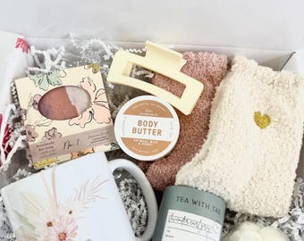 Self Care Gift Box for College Girl Or Woman Aesthetic Self Care Kit Relaxation Essentials Personalized Wellness Gift Set For Stress Relief