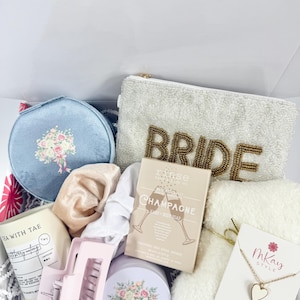 Caja de regalo de autocuidado para la futura novia, set de regalo para la futura novia, regalo para la despedida de soltera, kit de relajación para el día de la boda, regalo de compromiso para ella, futura Sra.