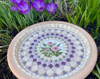 Baño para pájaros, cuenco de agua, cuenco de mosaico, arte en mosaico, decoración de jardín