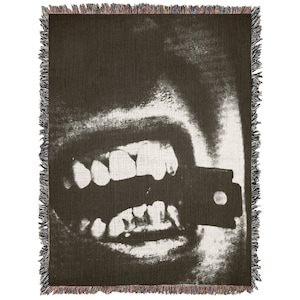 Halloween Horror Decor Throw Blanket: Punk Razor Blade Poster