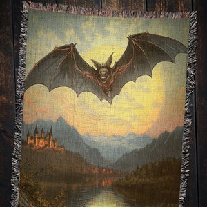 Vampire Bat Blanket: Retro Horror Comic, Gothic Home Decor