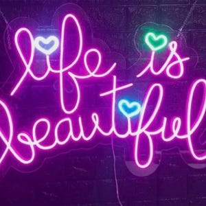 Placa de parede personalizada com luz neon LED em formato de coração – Placas de parede com nome e logotipo em acrílico para festa de casamento