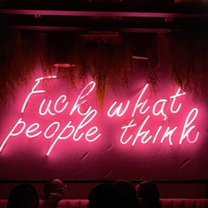 Letreiros de neon estéticos personalizados, letreiro de neon personalizado, letreiro de neon, letreiro de neon para casamento, decoração de parede, decoração moderna para casa, letreiro de neon de LED, quarto de bebê