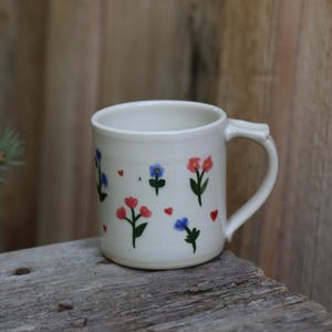 8-10oz HandPainted Cute Boho Purple Ceramic Pottery Mug White Stoneware Coffee Cup Daisy Tulip Garden Birthday Dainty Floral Blue Red Summer