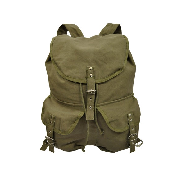 best backpack for photography that carrying a laptop 10 Must-Have Items to Carry in a Photographer's BackpackASUS Baltics