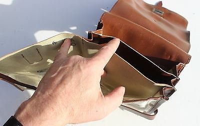 オリジナルチェコ軍バッグ ミリタリーヴィンテージ サッチェル マップ