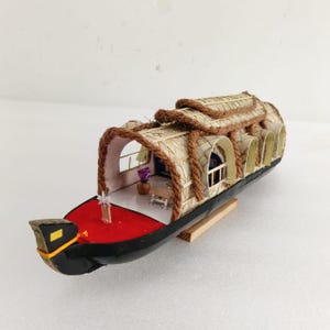 Kerala Traditional Houseboat model, Best Gift for House warm, Birthday, Marriage, Best showcase Decor Item