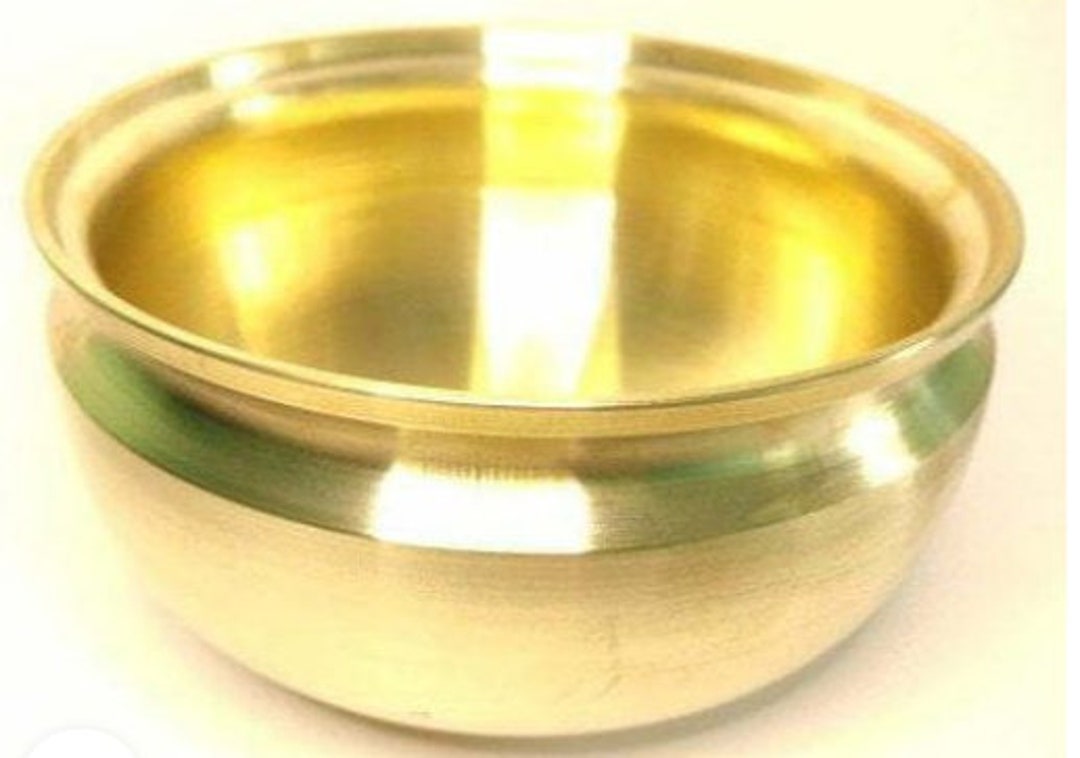 Vana Chatti, Vengala Chatti Cooking, Serving Vengala Paruppu Uruli