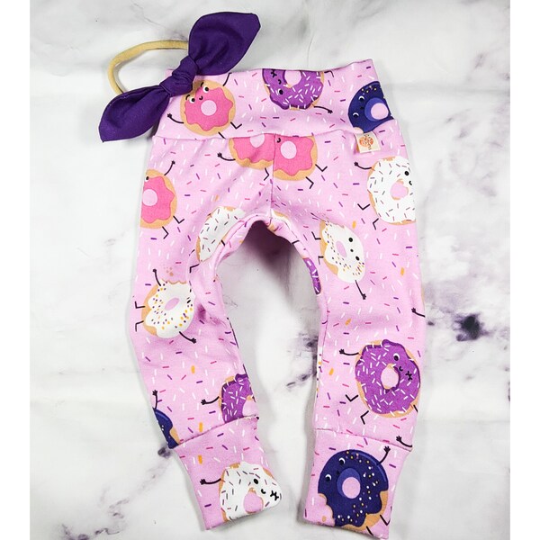 Super cute purple donuts baby leggings, Donuts baby pants , coming home baby leggings , sweet valentines baby pants Newborn purple and pink