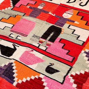 Antique Carpet • 5&#39;5&quot; x 5&#39;0&quot; • Pre-Columbian Designs • Fabulous Handmade Peruvian Rug•Vintage Home Deco