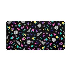 Retro 80s Desk Mat, Cute 90s Gaming Mouse Pad, XXL Extra-Large, Black Memphis Milano Design Style, Aesthetic Arcade Office Decor, Anti Slip 31" × 15.5"