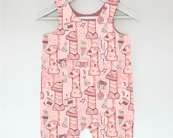 Mädchen Rosa 1.Geburtstag Outfit | Erster Geburtstagsromper, Latzhose, Cake Smash Outfit, Geburtstagsgeschenk, Fotoshooting Outfit, One party