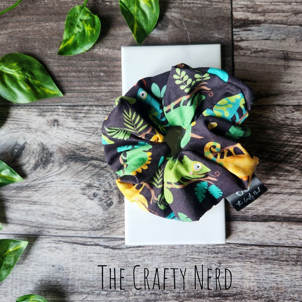 Chameleon Scrunchie - Pascal