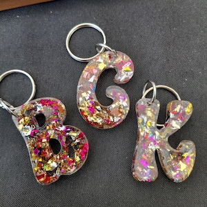 Personalized Resin Initial Keychain – Custom Letter Keyring, Handmade Monogram Bag Charm Gift