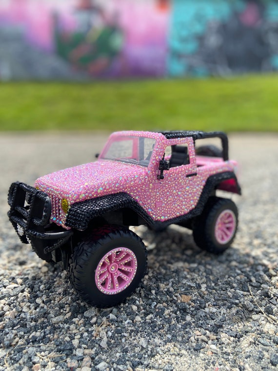 Carro Jeep Para A Barbie Com Controle Remoto Rosa em Promoção na Americanas