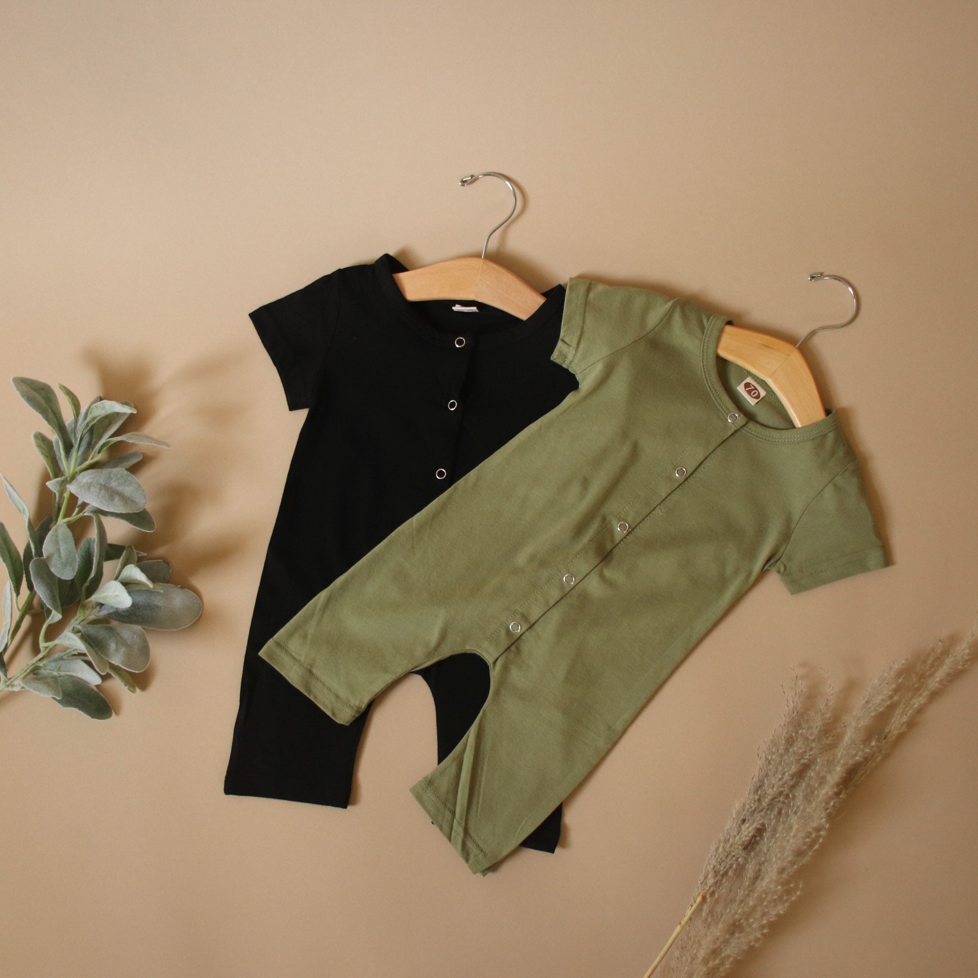 green short sleeve jumper